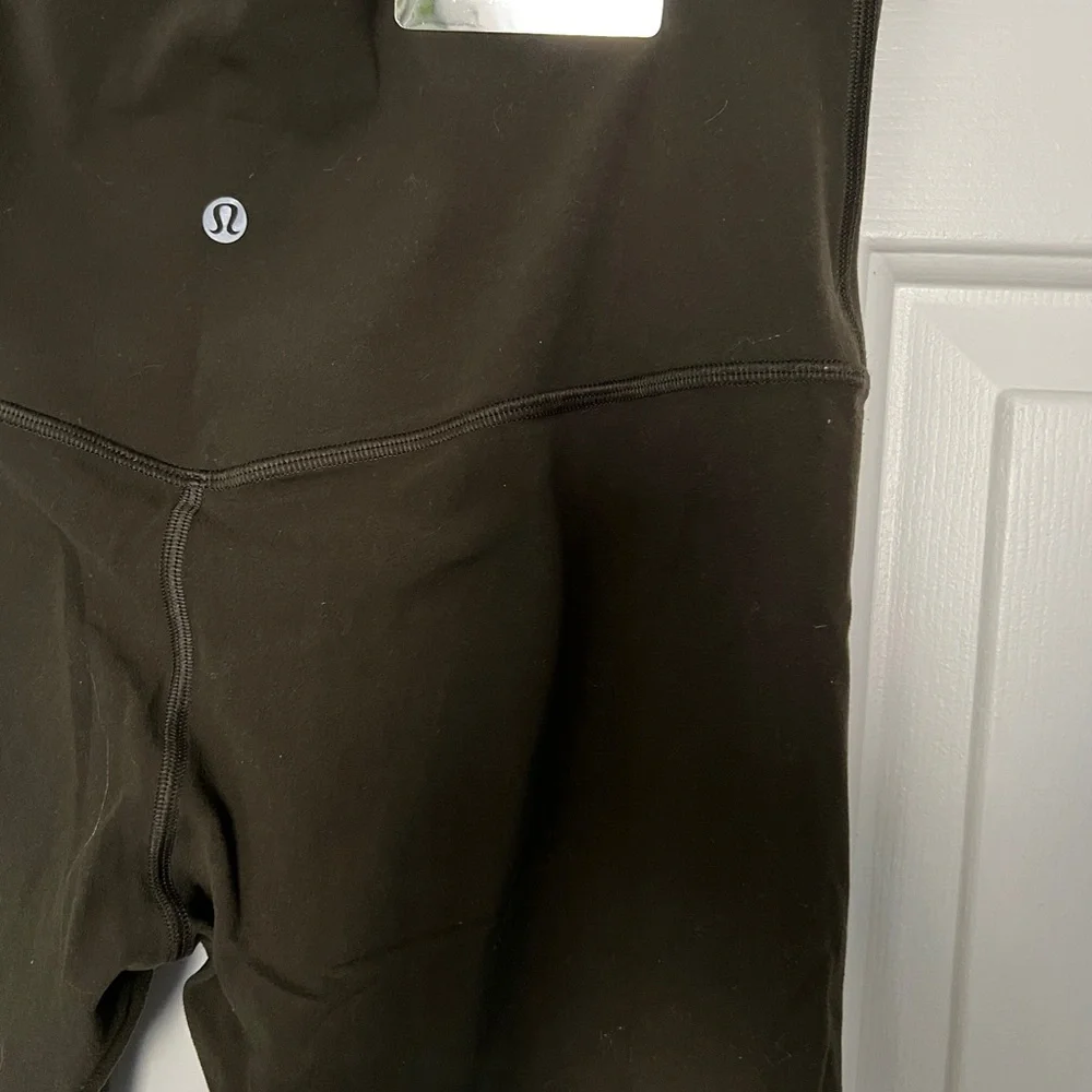 Lululemon Align Crop 21” Legging Moss Green - Picture 5 of 5